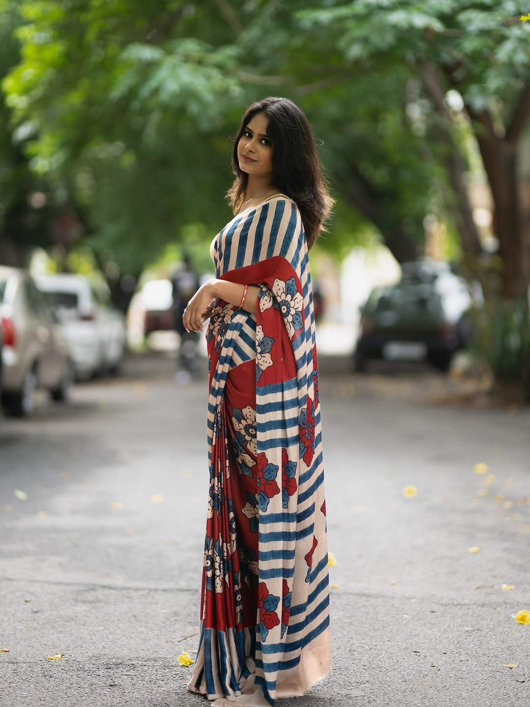 Red Floral Print Bollywood Linen Cotton Saree