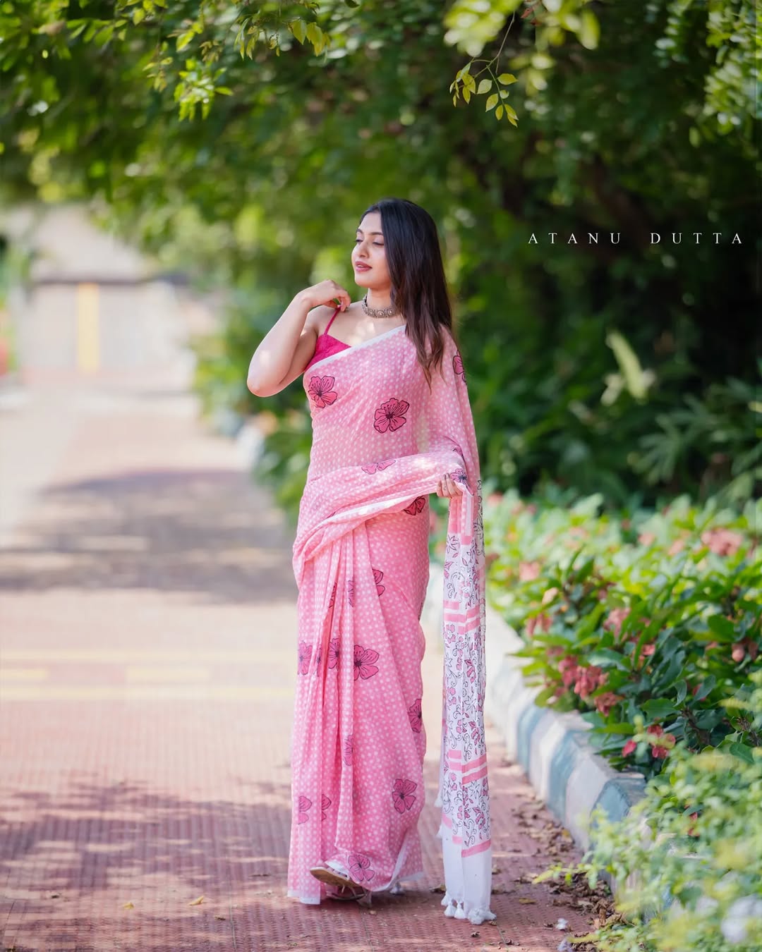 Baby Pink Floral Tassel Pallu Soft Lightweight Linen Cottan Saree