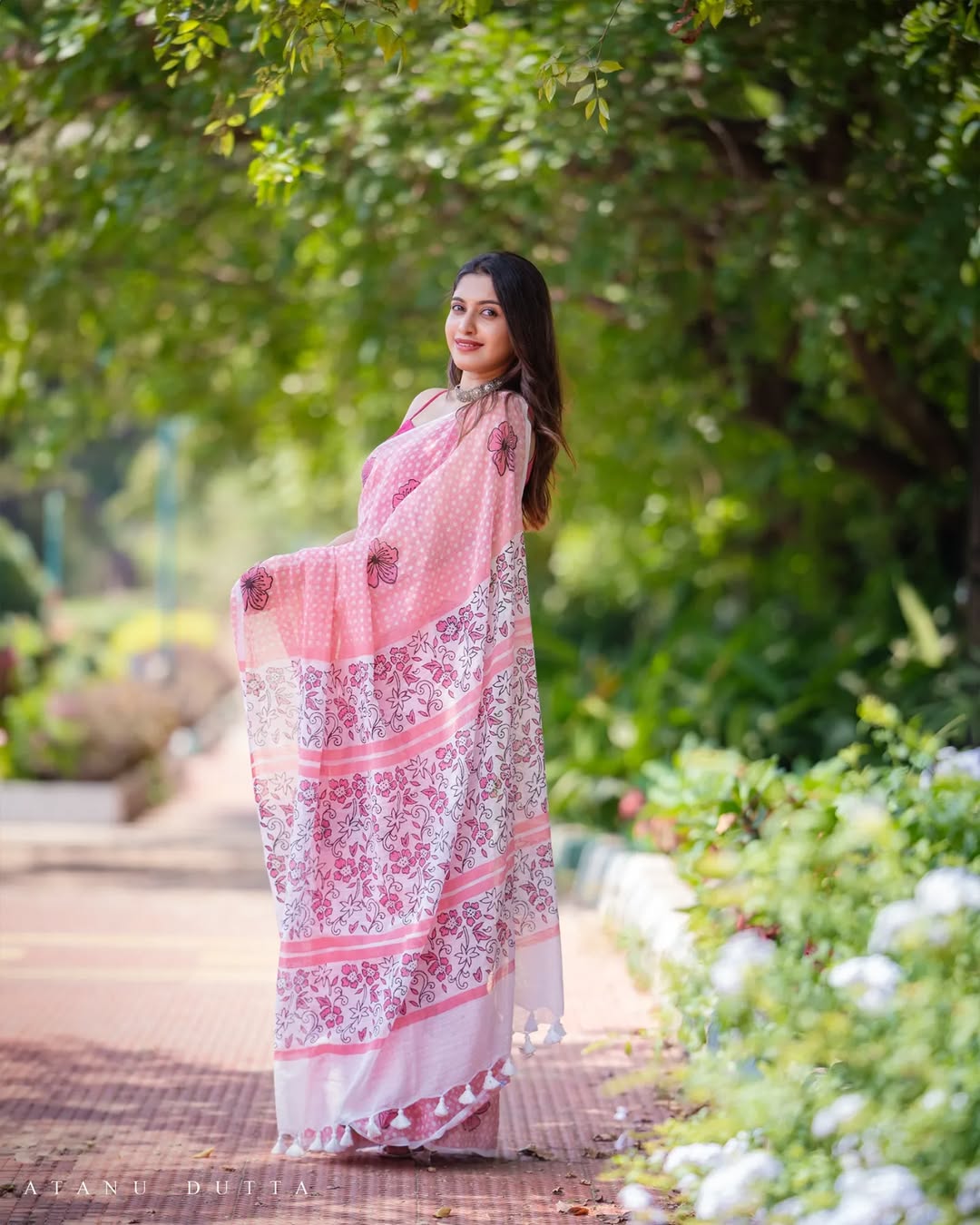 Baby Pink Floral Tassel Pallu Soft Lightweight Linen Cottan Saree