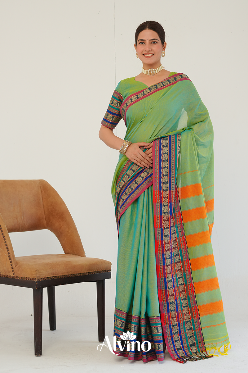 Parrot Green Handloom Narayanpet Cotton Saree