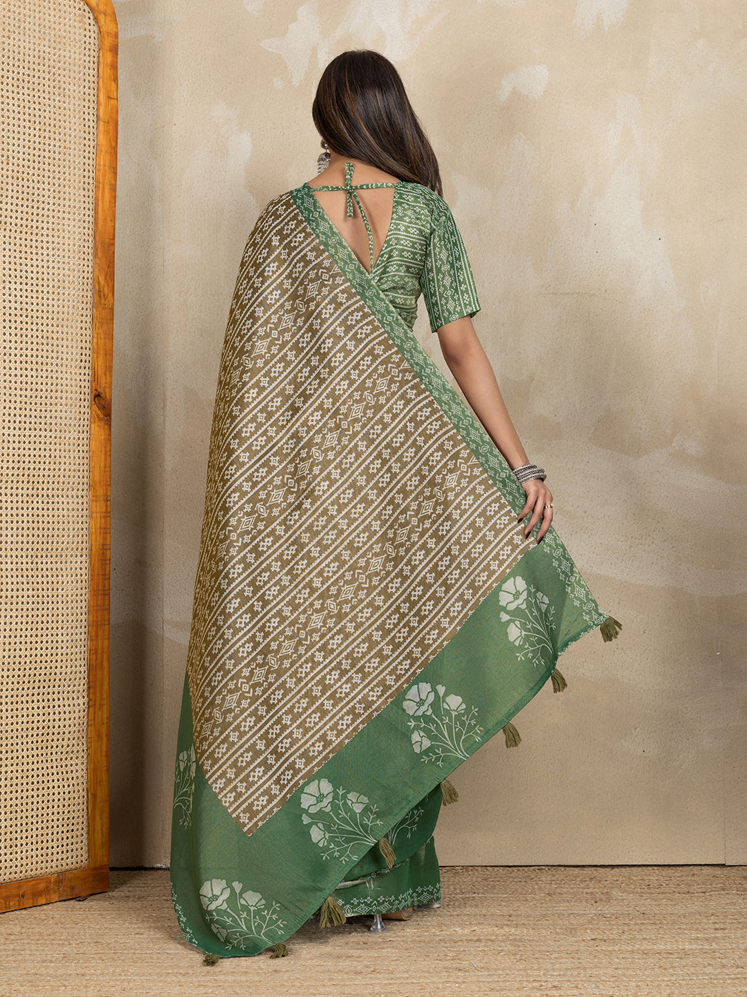 premium Design LInen Cotton Saree