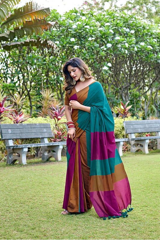 Teal Green & Magenta Pure Handloom Cotton Saree