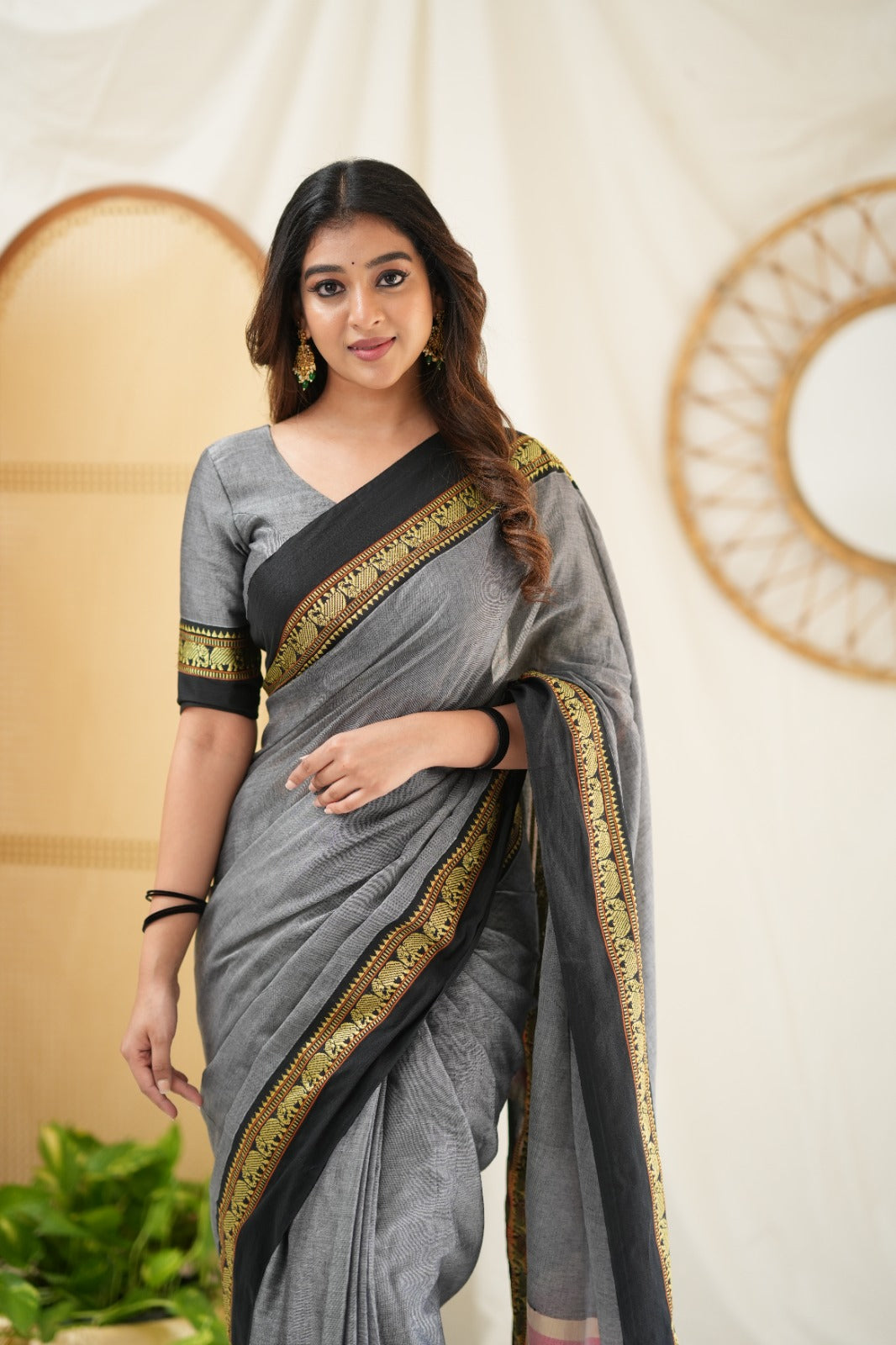 Grey  Narayanpet Cotton Saree