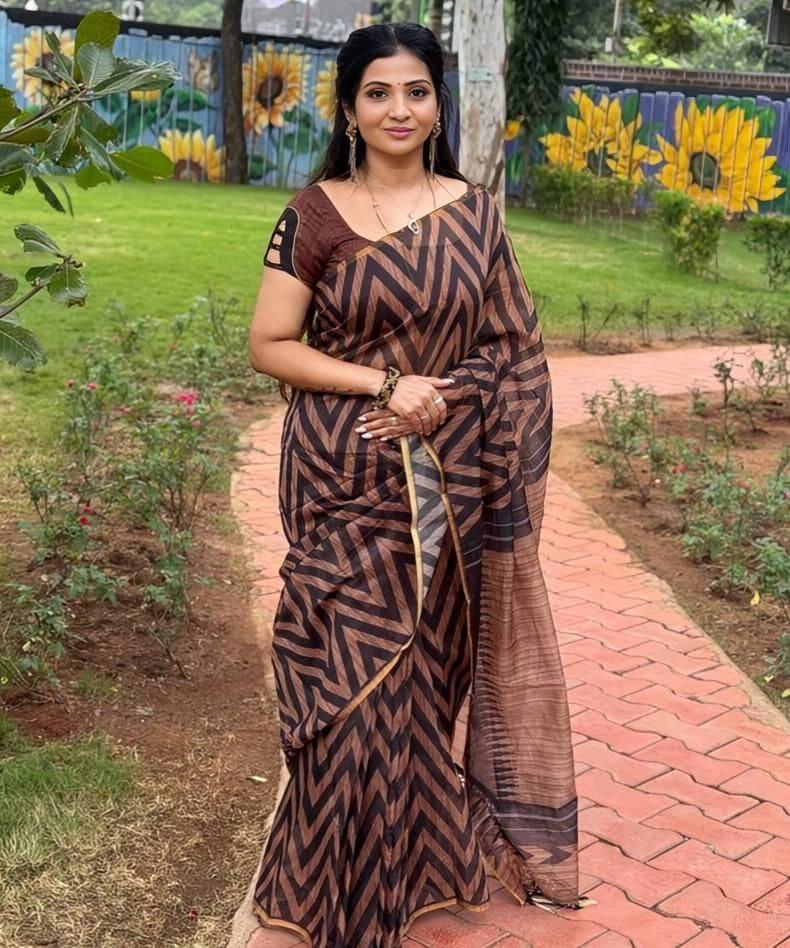 Brown Lining Design Linen cotton Saree
