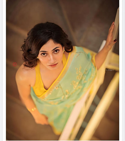 Premum Look Soft Linen Cotton Floral Print Saree