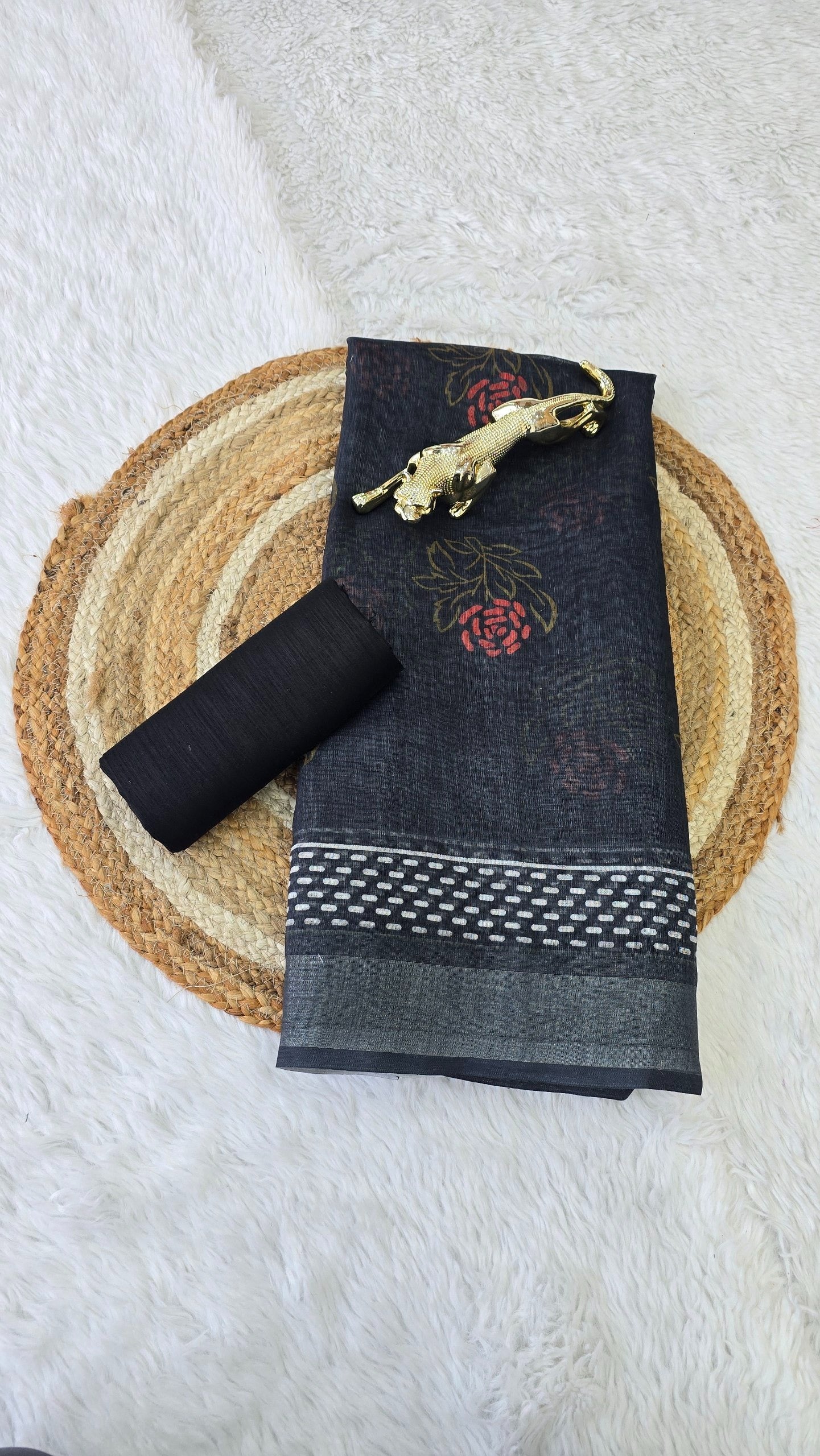 Soft Linen Cotton Floral Disign Saree