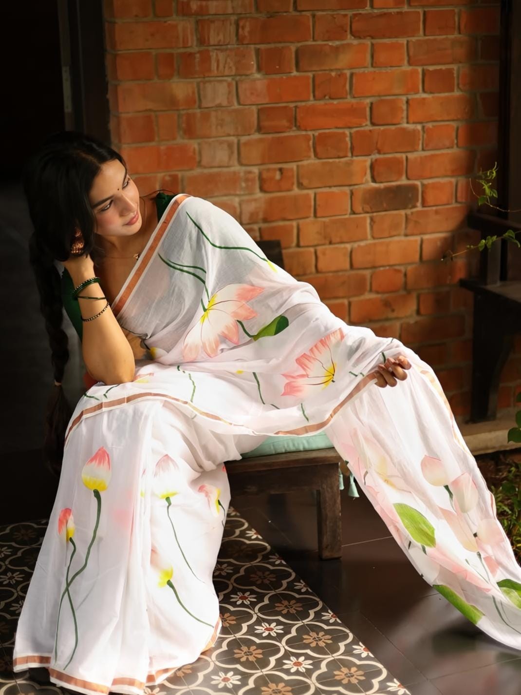 Premium Design LInen Cotton Saree