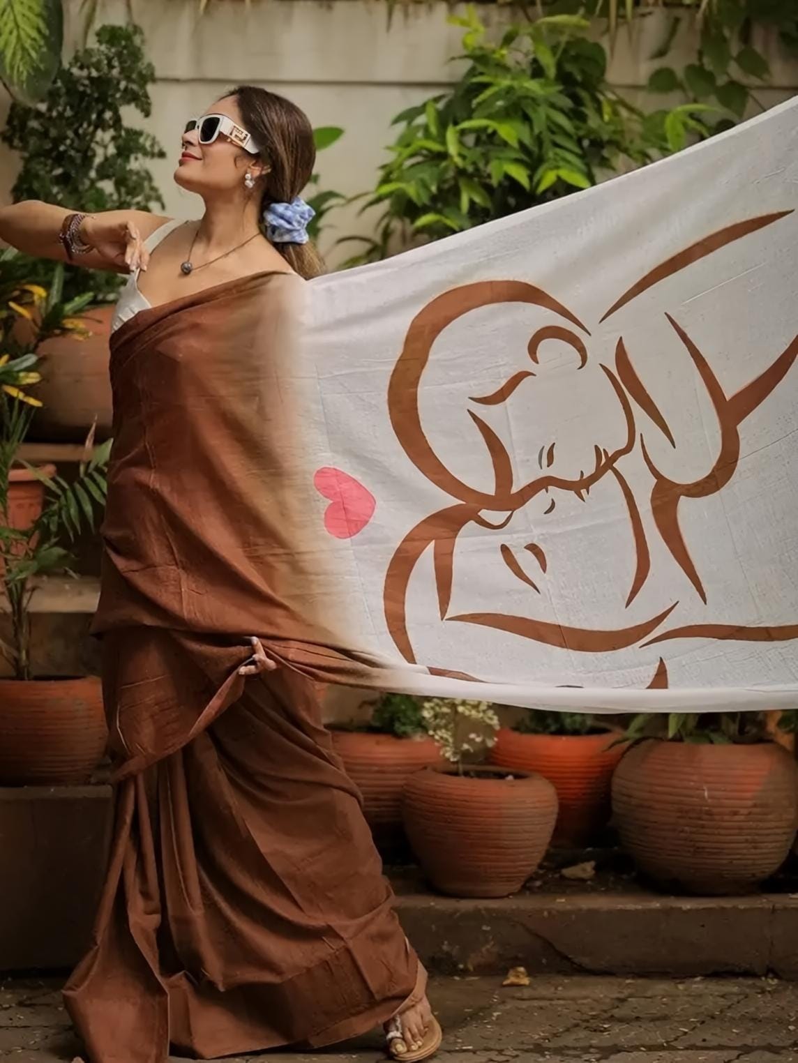 Chocolate Brown Premium Saree – Elegant & Contemporary Collection