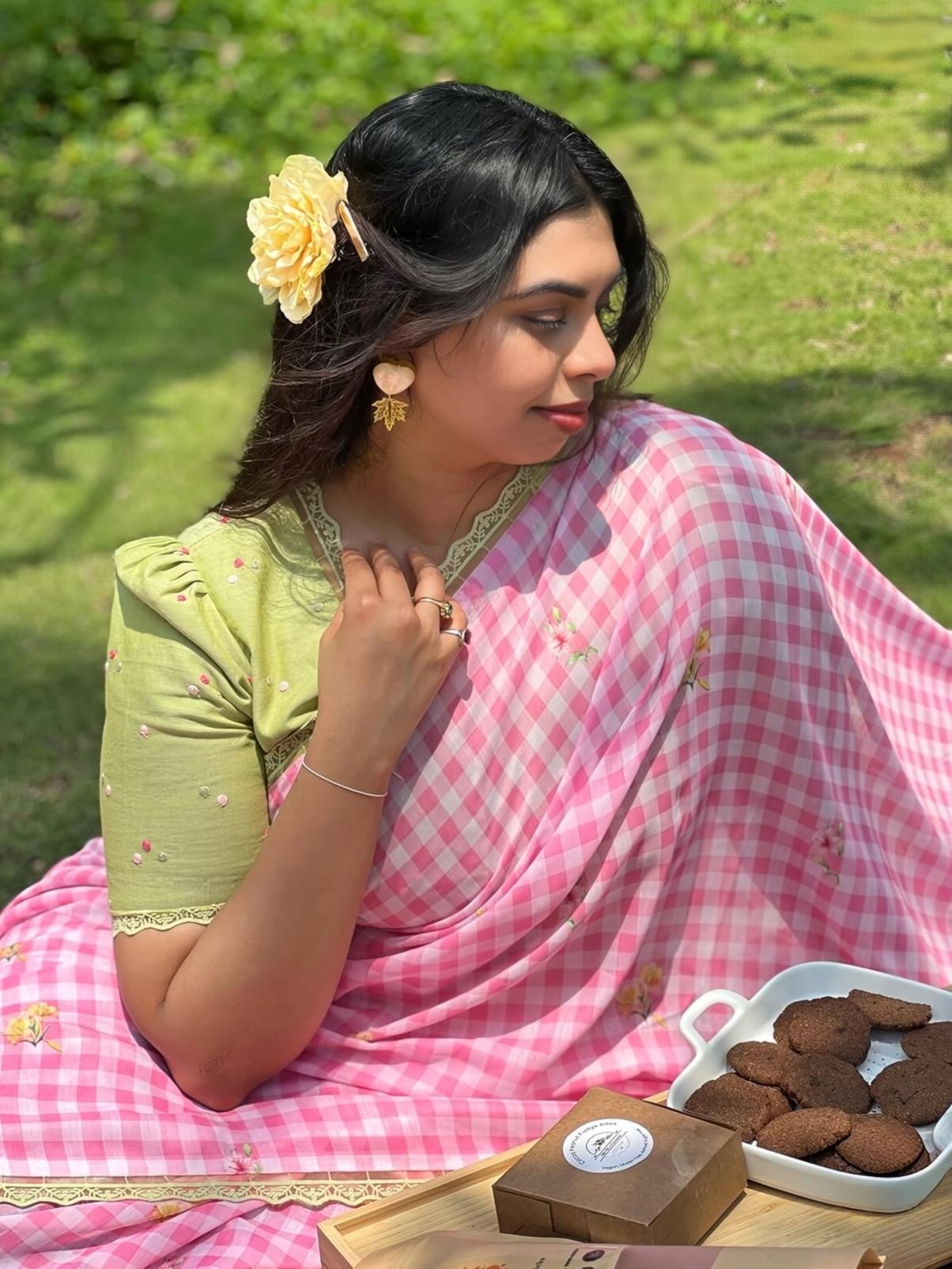 Fancy Lace broder Check Pattern Pink  Cotton Linen Saree With Blouse