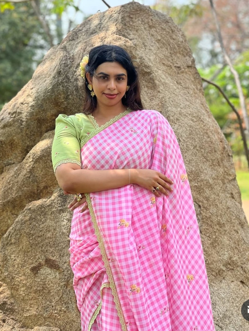 Fancy Lace broder Check Pattern Pink  Cotton Linen Saree With Blouse