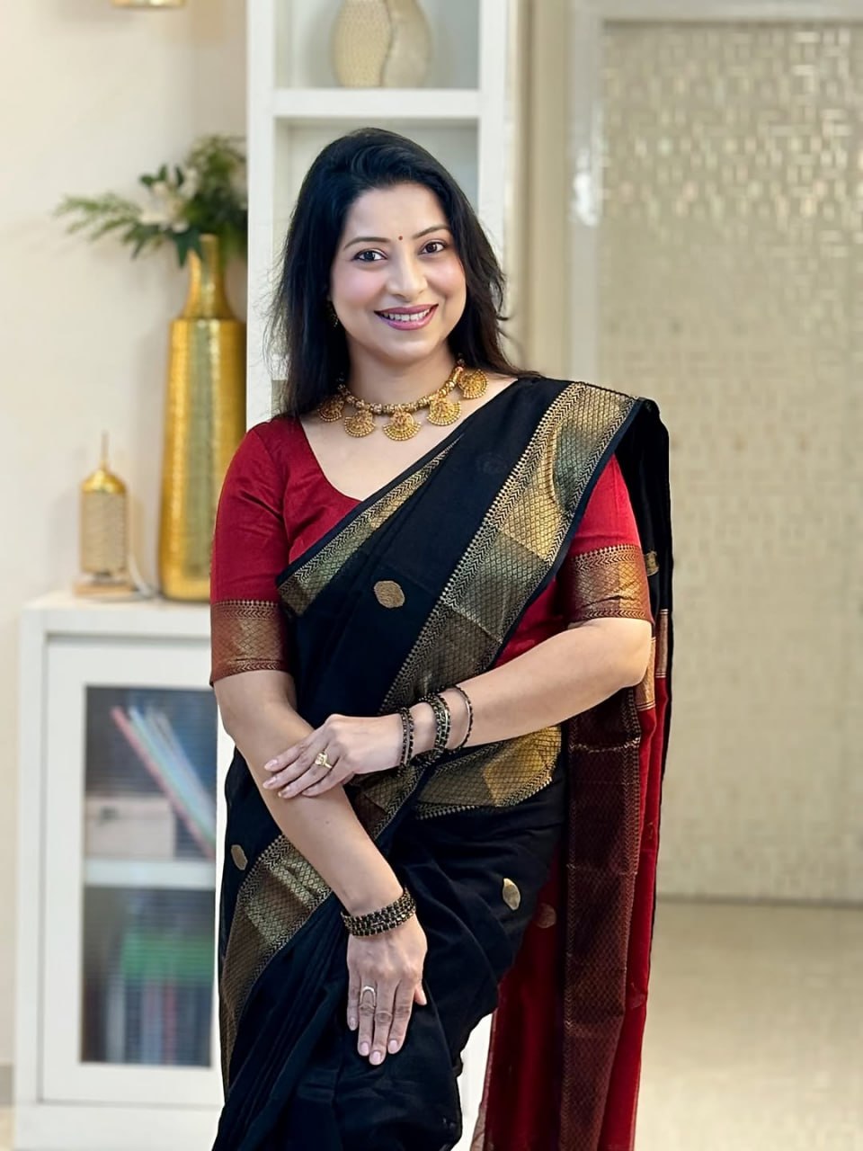 Black Color BanaRasi Soft Silk Saree