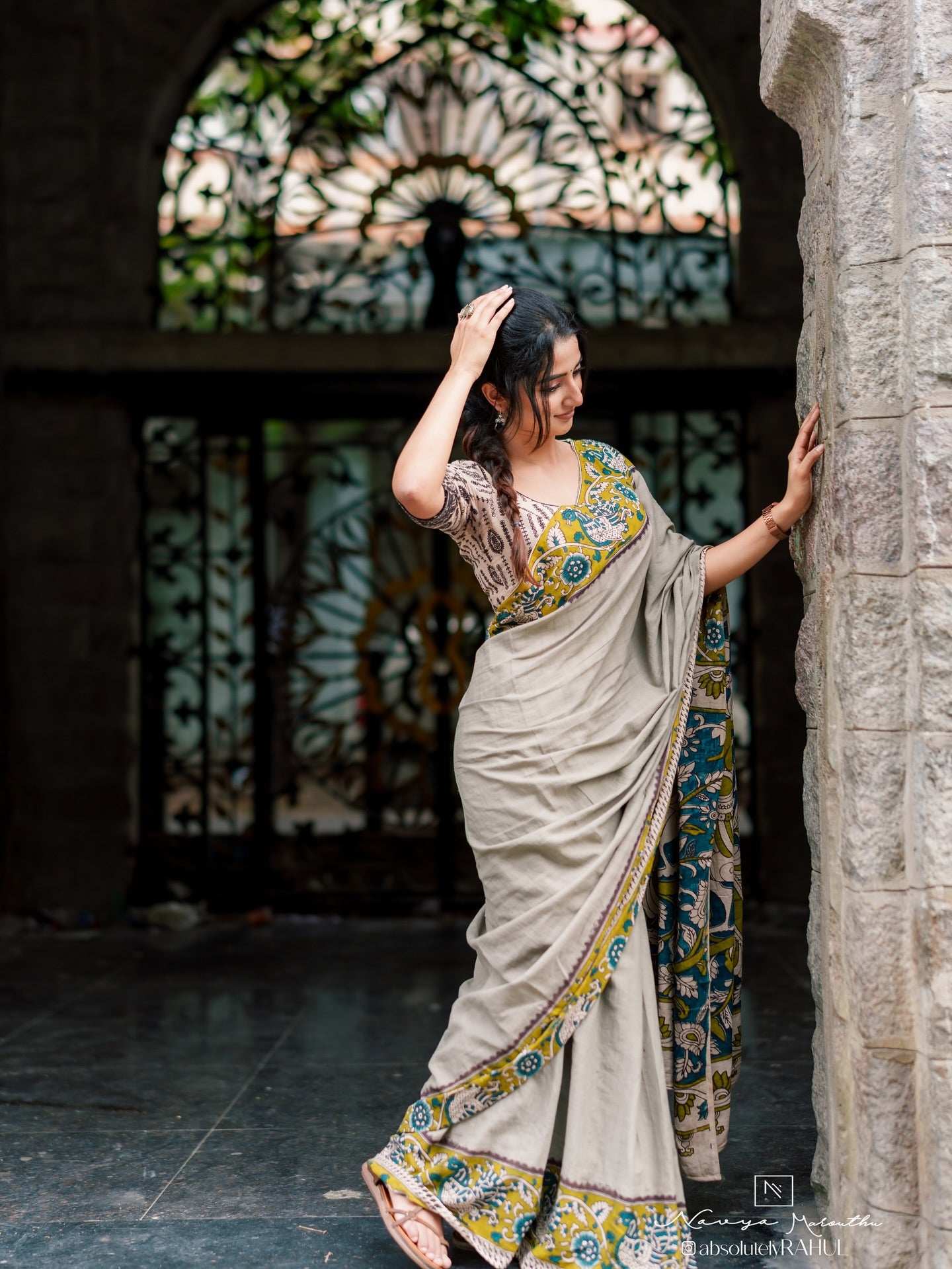 Grey Soft Linen Cotton Saree With Matching Blouse